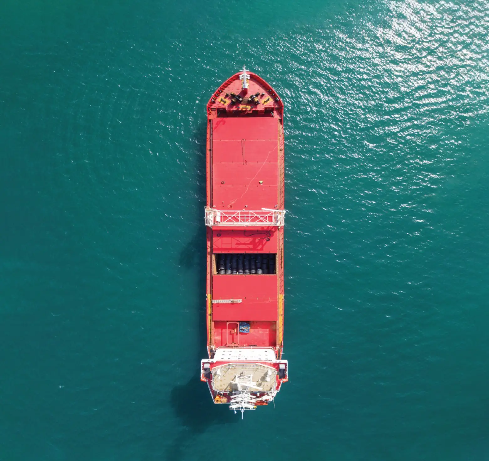 Managing end-to-end offshore shipping solutions
